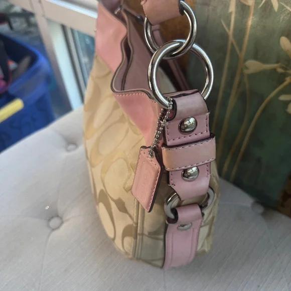 Coach Bag, Beige and Pink, F14708 - Picture 6 of 16